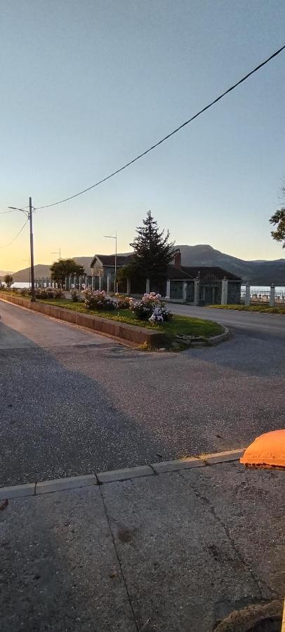 Sobe Lara Apartment Donji Milanovac Bagian luar foto